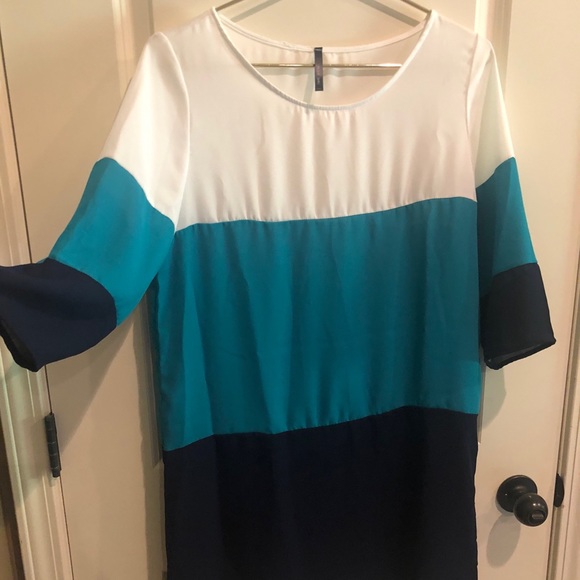 Mon Ami Tunic - Picture 2 of 6